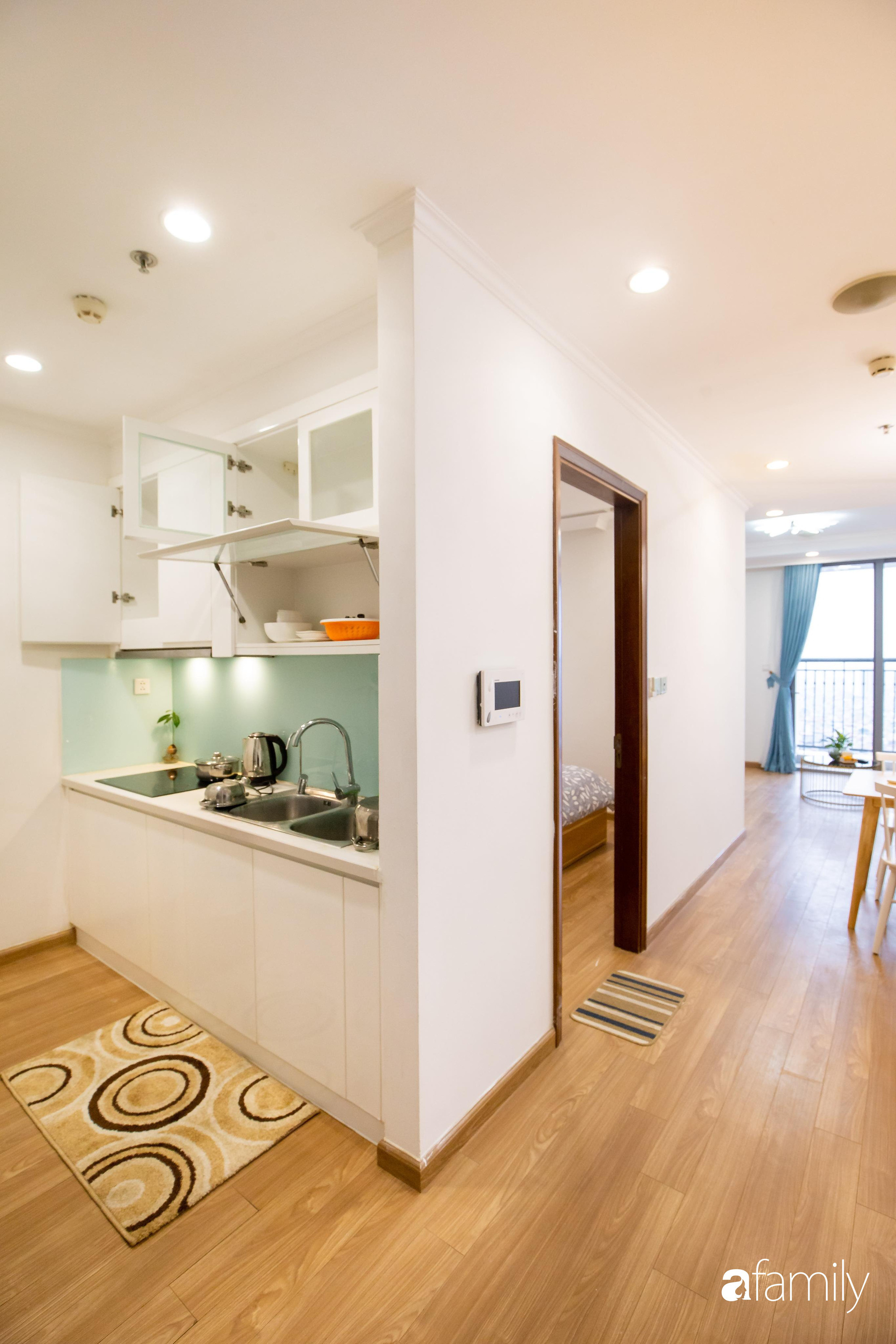 Chỉ vỏn vẹn 56m² nhưng căn hộ nhỏ dưới đây lại rộng thoáng bất ngờ nhờ cách bài trí thông minh của chủ nhà ở Hà Nội - Ảnh 11. Chỉ vỏn vẹn 56m² nhưng căn hộ nhỏ dưới đây lại rộng thoáng bất ngờ nhờ cách bài trí thông minh của chủ nhà ở Hà Nội - Ảnh 11.