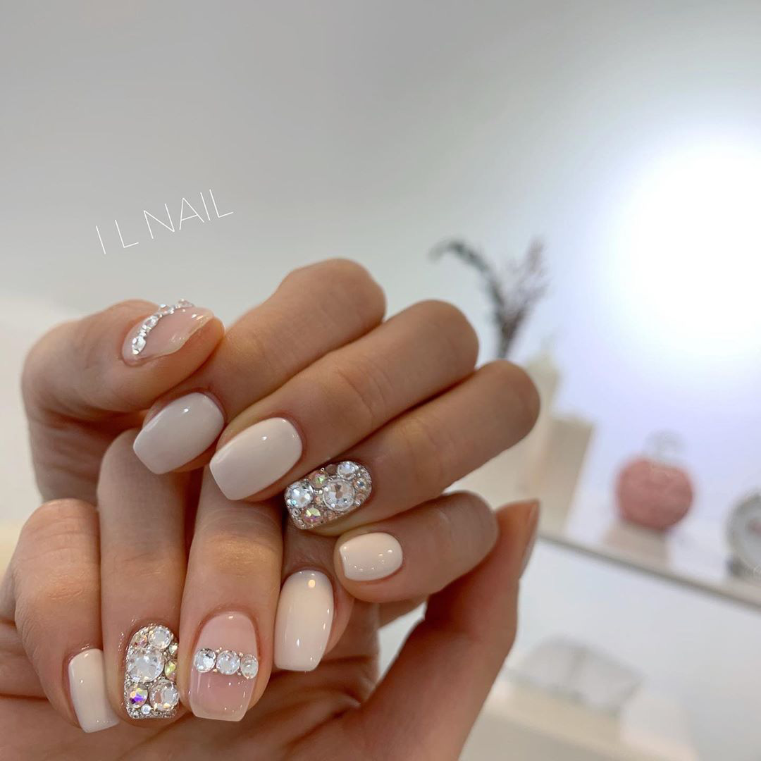Top 7 lọ sơn giúp móng tay chắc khỏe, các nàng mê làm nails thật sự nên sắm vì hiệu quả dưỡng tốt Top 7 lọ sơn giúp móng tay chắc khỏe, các nàng mê làm nails thật sự nên sắm vì hiệu quả dưỡng tốt
