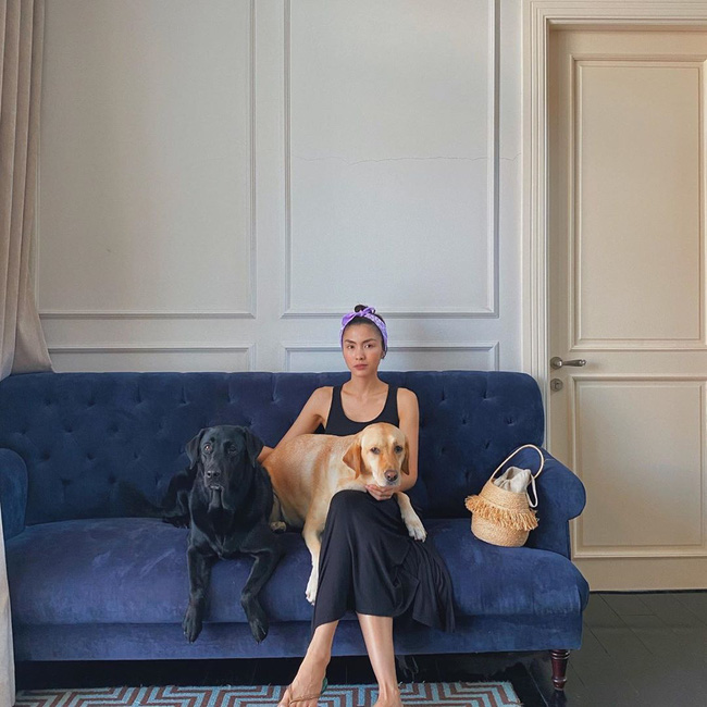 Khi các mỹ nhân U30 – 40 làm điệu với băng đô vải: Liệu có thành cưa sừng làm nghé hay ai cũng xinh tươi hết cỡ? - Ảnh 5. Khi các mỹ nhân U30 – 40 làm điệu với băng đô vải: Liệu có thành cưa sừng làm nghé hay ai cũng xinh tươi hết cỡ? - Ảnh 5.