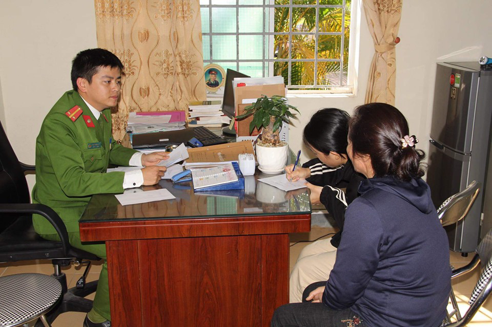 Hà Tĩnh: Triệu tập thêm một nữ Sinh dùng Facebook tung tin sai sự thật về dịch COVID - 19. - Ảnh 4. Hà Tĩnh: Triệu tập thêm một nữ Sinh dùng Facebook tung tin sai sự thật về dịch COVID - 19. - Ảnh 4.