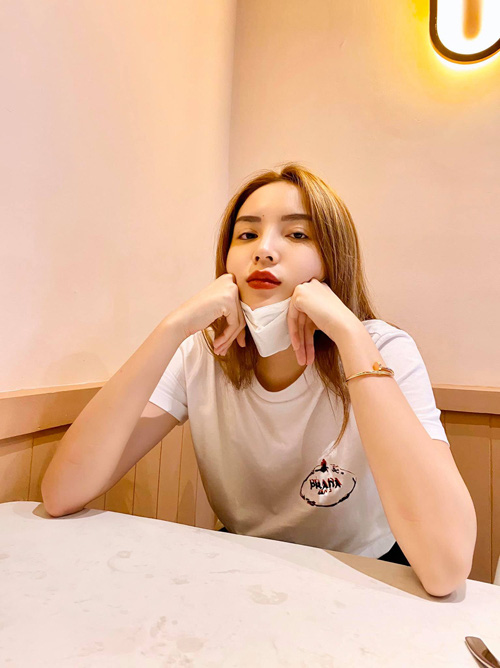 Street style mùa dịch Corona của sao Việt - Ảnh 4.