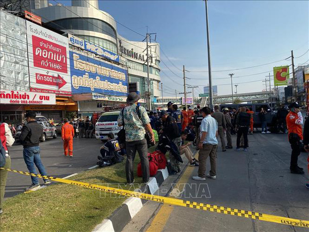 Thủ tướng Prayut Chan-o-cha thông báo số nạn nhân vụ xả súng kinh hoàng tại Thái Lan - Ảnh 1.