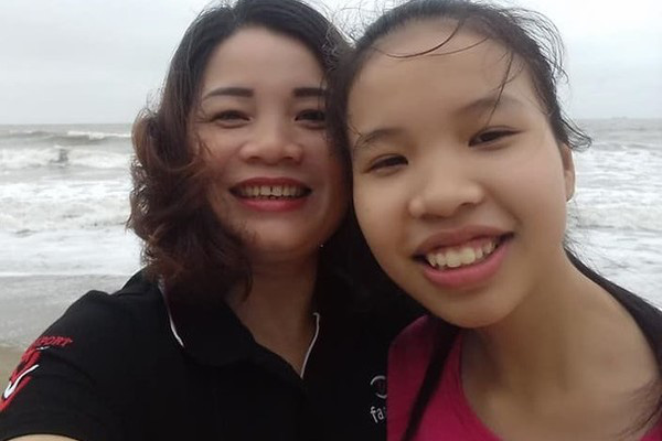 Hai nữ sinh Nghệ An mất tích đã trở về với gia đình - Ảnh 1.