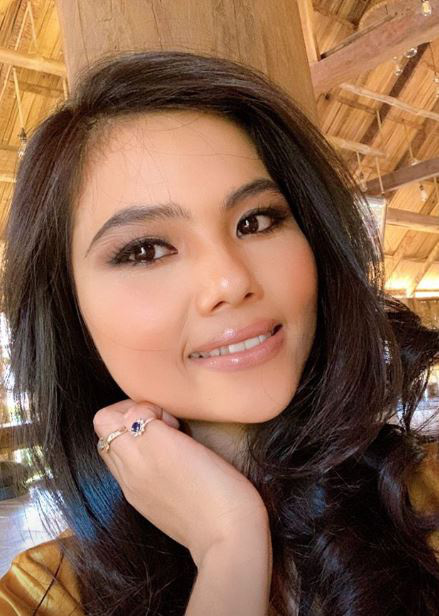 Hoa hậu HHen Niê khoe ảnh nhà mới xây cho cha mẹ ở Đắk Lắk vồ tình lộ ảnh em gái xinh đẹp - Ảnh 3.