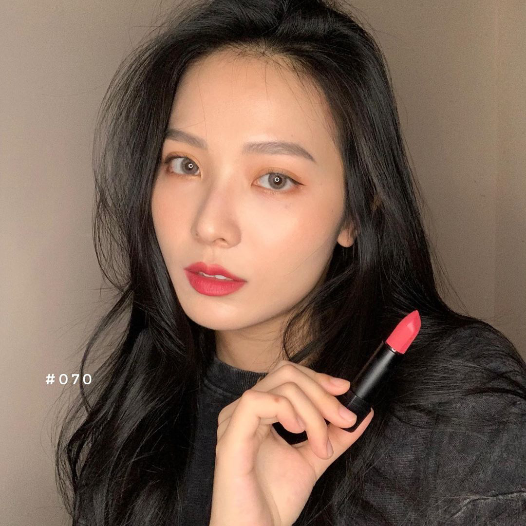 Ngoài son đỏ, còn 4 màu son này của phụ nữ sẽ thu hút phái mạnh - Ảnh 9. Ngoài son đỏ, còn 4 màu son này của phụ nữ sẽ thu hút phái mạnh - Ảnh 9.