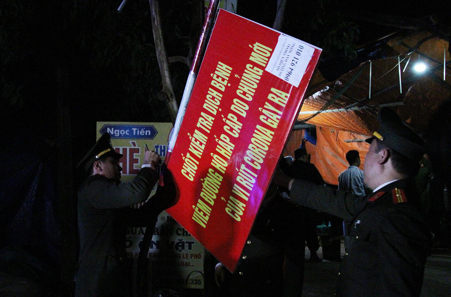 Gần 92.800 người mắc COVID-19, Trung Quốc giảm nhiệt, nhiều quốc gia căng thẳng - Ảnh 5. Gần 92.800 người mắc COVID-19, Trung Quốc giảm nhiệt, nhiều quốc gia căng thẳng - Ảnh 5.