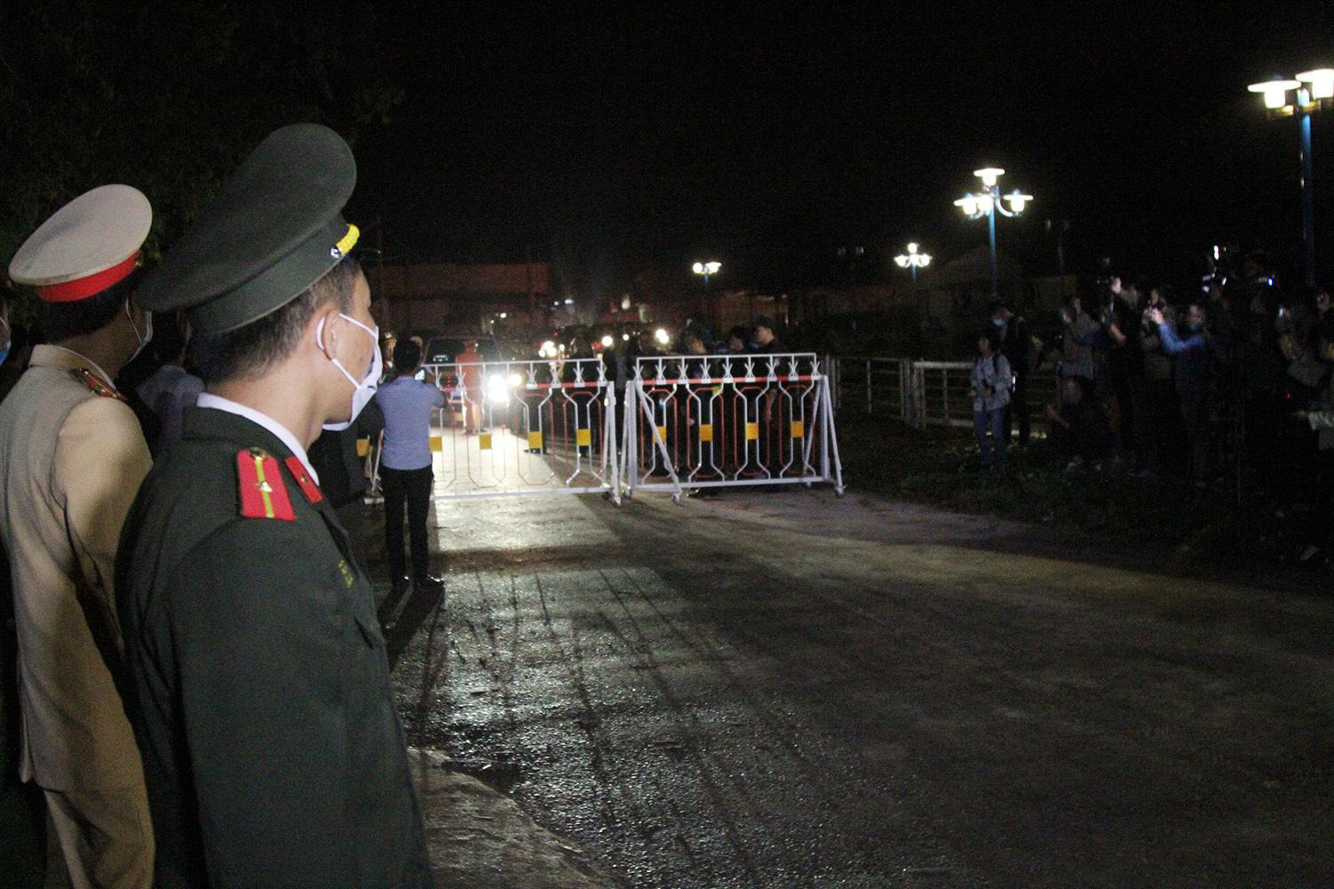 00h đêm qua, xã Sơn Lôi hết cách ly - Ảnh 7. 00h đêm qua, xã Sơn Lôi hết cách ly - Ảnh 7.