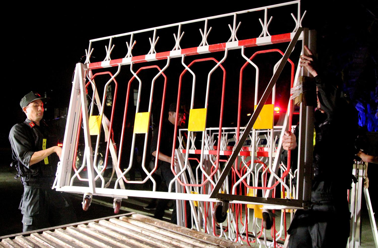 00h đêm qua, xã Sơn Lôi hết cách ly - Ảnh 12. 00h đêm qua, xã Sơn Lôi hết cách ly - Ảnh 12.