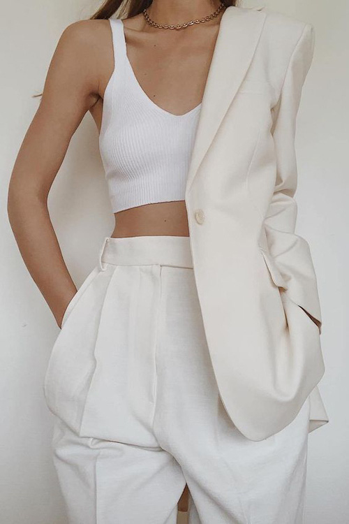 Phối áo hở eo cùng suit - Ảnh 11.