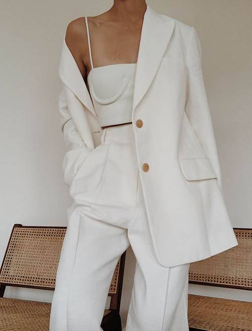 Phối áo hở eo cùng suit - Ảnh 3.