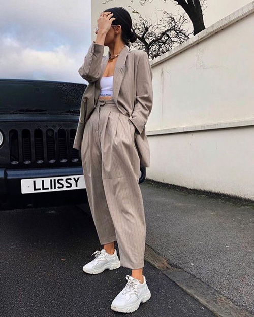 Phối áo hở eo cùng suit - Ảnh 5.