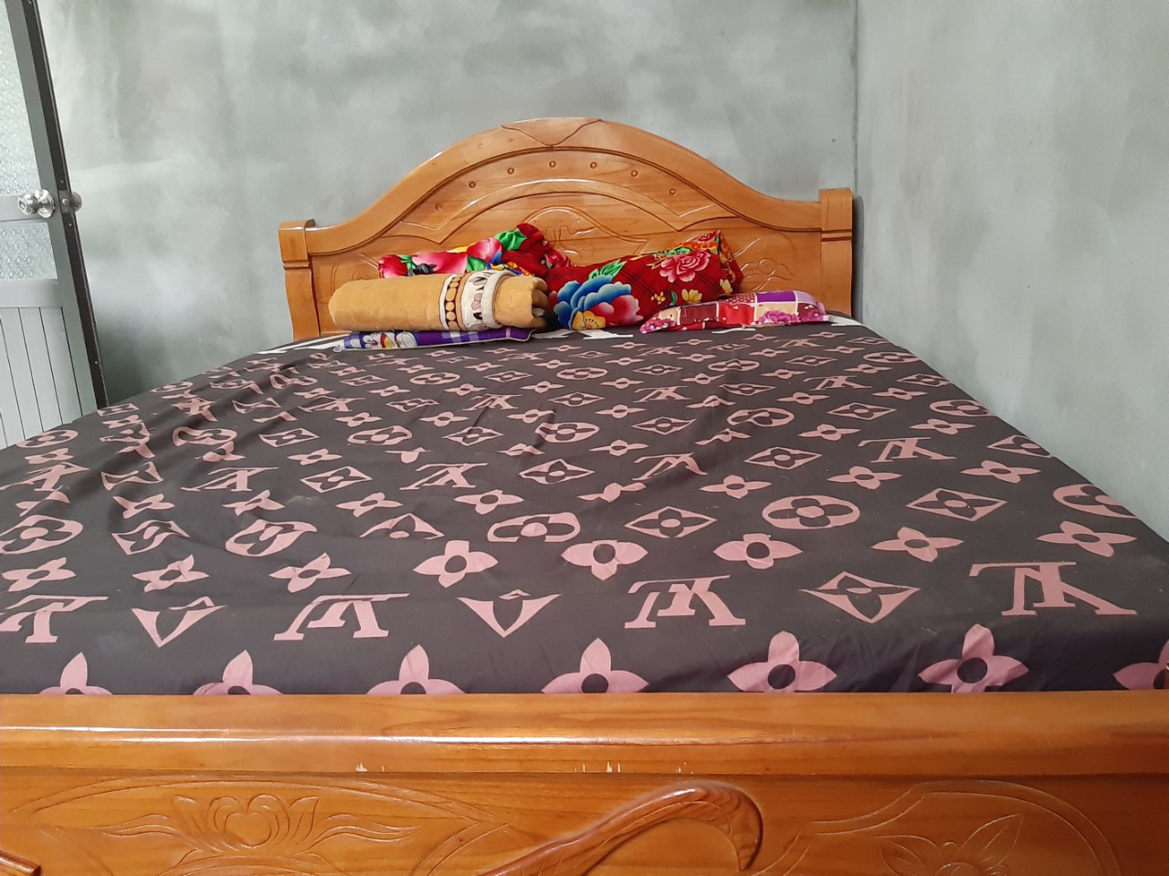 VIDEO: Hé lộ cuộc sống mới của cậu bé 10 tuổi sống một mình trong rừng ở Tuyên Quang - Ảnh 8. VIDEO: Hé lộ cuộc sống mới của cậu bé 10 tuổi sống một mình trong rừng ở Tuyên Quang - Ảnh 8.