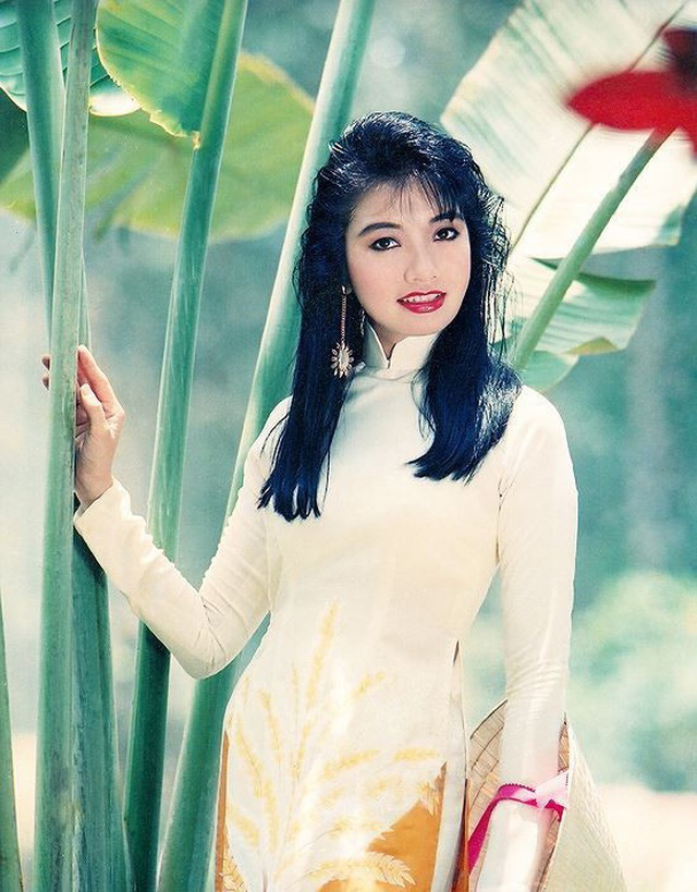 Ảnh thanh xuân đẹp nao lòng của những “Nữ hoàng ảnh lịch Việt”  - Ảnh 18.