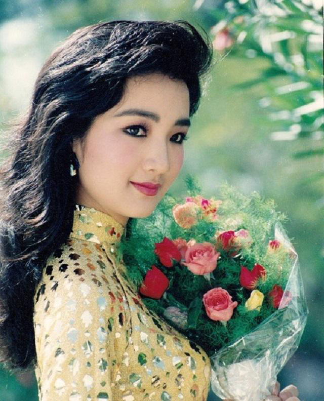  Ảnh thanh xuân đẹp nao lòng của những “Nữ hoàng ảnh lịch Việt”  - Ảnh 21.
