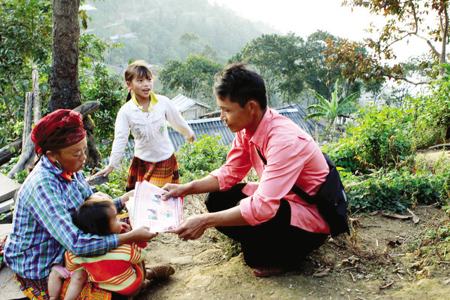 Lào Cai: Ngăn chặn tình trạng tảo hôn, hôn nhân cận huyết thống - Ảnh 3.