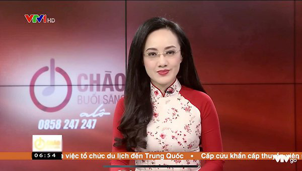 Khoe hình diện đồ dây xích, vòng cổ chất hơn nước cất, ai nói BTV Hoài Anh ưa dịu dàng  - Ảnh 3.