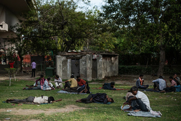 Đằng sau những hình ảnh đi bộ trốn dịch ở Ấn Độ là câu chuyện đau lòng về bé gái 12 tuổi chết thảm khi cách nhà đúng 1 cây số - Ảnh 8.
