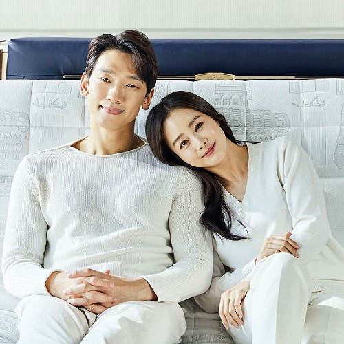 Kim Tae Hee: Hôn nhân có lúc khó khăn - Ảnh 1. Kim Tae Hee: Hôn nhân có lúc khó khăn - Ảnh 1.