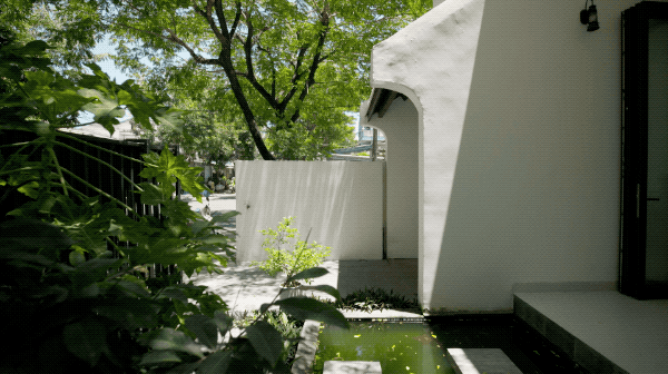 Ngôi nhà nhỏ được thiết kế theo phong cách nhà cổ Hội An đẹp bình yên dưới bóng cây xanh - Ảnh 8.
