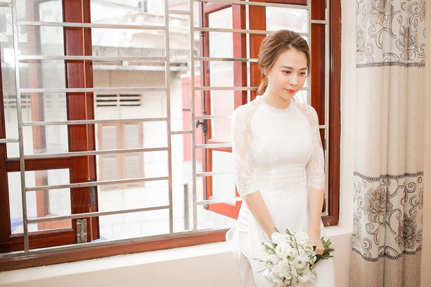 Tròn 1 năm kết hôn, Đàm Thu Trang lần đầu hé lộ loạt khoảnh khắc hiếm khoe cận nhan sắc cô dâu trong ngày theo chồng về dinh - Ảnh 1. Tròn 1 năm kết hôn, Đàm Thu Trang lần đầu hé lộ loạt khoảnh khắc hiếm khoe cận nhan sắc cô dâu trong ngày theo chồng về dinh - Ảnh 1.