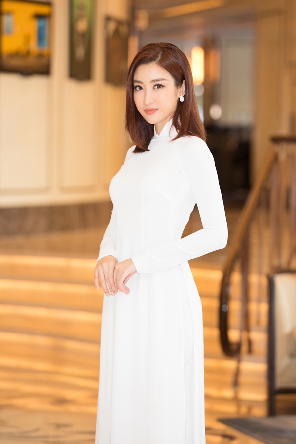 Hà Kiều Anh rạng rỡ trở lại sân khấu Hoa hậu Việt Nam sau 28 năm đăng quang - Ảnh 2.