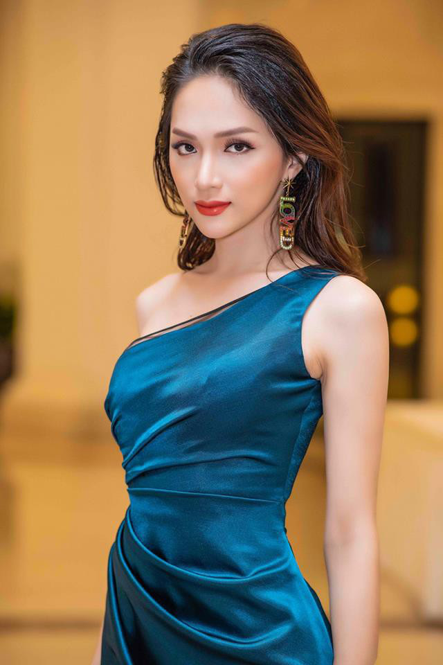 Trang Trần “vỗ mặt” cả showbiz: Từ TS. Lê Thẩm Dương, Hoa hậu Hương Giang cho đến Phạm Hương - Ảnh 5.