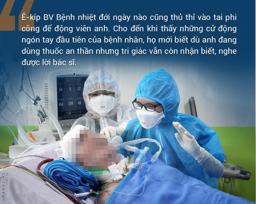 Khoảnh khắc bật ra câu nói đầu tiên của phi công Anh sau 90 ngày tử sinh - Ảnh 4. Khoảnh khắc bật ra câu nói đầu tiên của phi công Anh sau 90 ngày tử sinh - Ảnh 4.