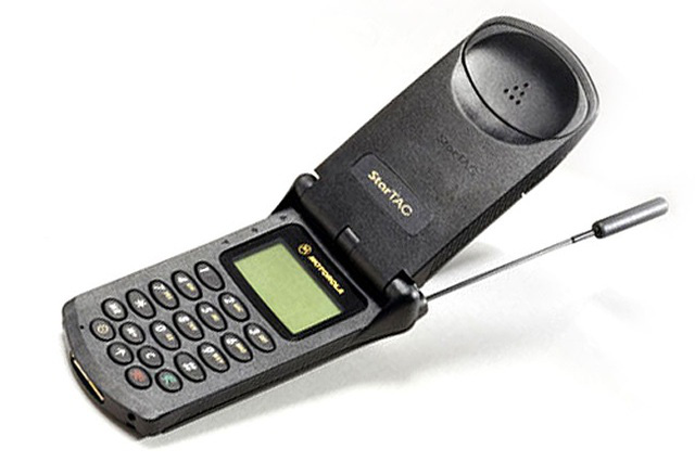 Nokia 1100, Moto RAZR và những chú dế độc đáo trước kỷ nguyên smartphone - Ảnh 2.