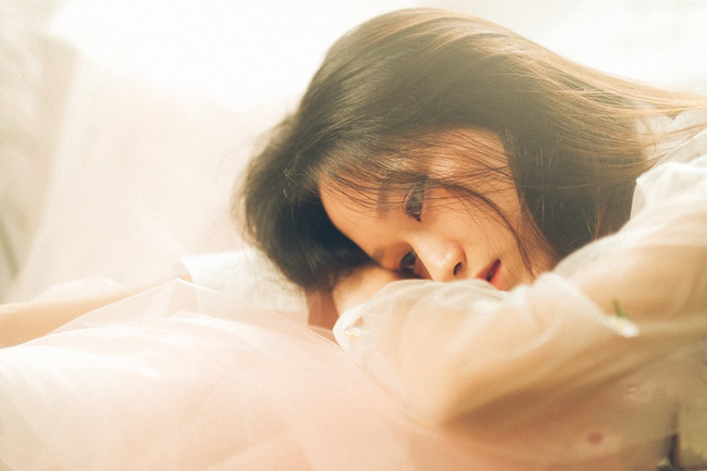 Vừa thức dậy buổi sáng đã phạm phải 5 thói quen xấu này, phụ nữ đừng hỏi tại sao nhịn ăn mãi mà cân vẫn chưa giảm - Ảnh 2. Vừa thức dậy buổi sáng đã phạm phải 5 thói quen xấu này, phụ nữ đừng hỏi tại sao nhịn ăn mãi mà cân vẫn chưa giảm - Ảnh 2.