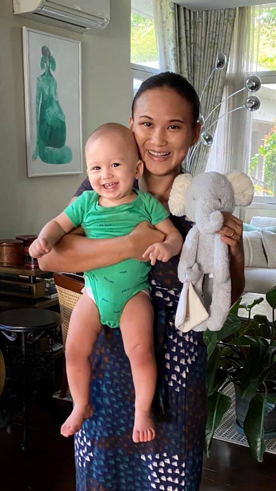 Vợ đại gia của chồng cũ Hồng Nhung khoe ảnh con trai tròn 9 tháng tuổi, tiết lộ tên và thông tin thú vị về cậu nhóc - Ảnh 1.