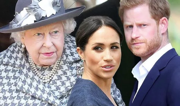 Cộng đồng mạng yêu cầu hoàng gia giải cứu bé Archie khi Meghan Markle lần đầu thừa nhận tình trạng đáng lo ngại của con trai - Ảnh 2.