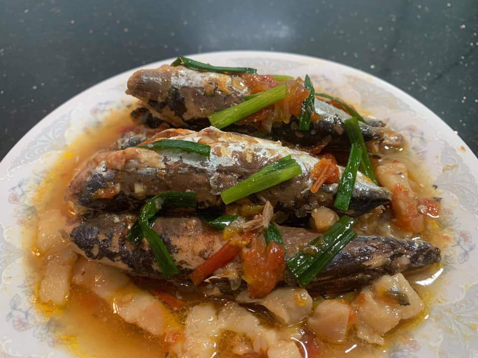 Kho với nước của quả n&agrave;y, c&aacute; nục rục xương ngon như tưởng tượng, ăn m&atilde;i kh&ocirc;ng thấy ch&aacute;n - Ảnh 4.