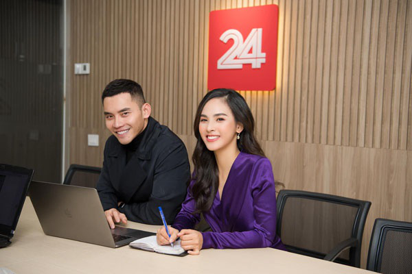 Á khôi Hoa khôi Sinh viên Việt Nam là MC mới của VTV24 - Ảnh 1.