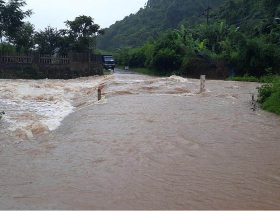 Mưa lớn ở Hà Giang khiến 5 người chết, 2 nhà máy thủy điện bị đất đá vùi lấp - Ảnh 2.