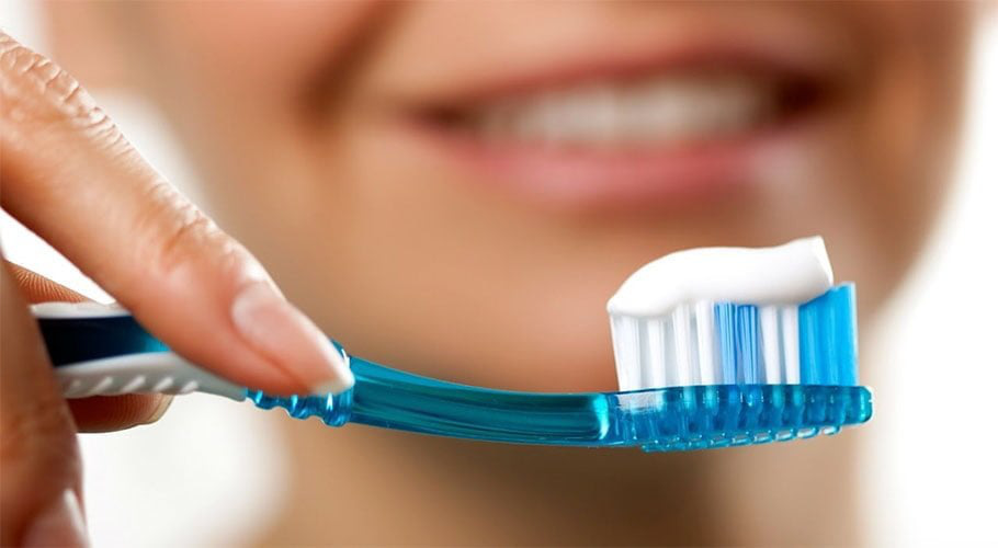 Điểm mặt những thói quen xấu người Việt rất hay gặp khi vệ sinh răng miệng - Ảnh 1. Điểm mặt những thói quen xấu người Việt rất hay gặp khi vệ sinh răng miệng - Ảnh 1.