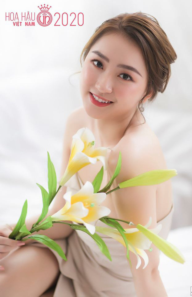 Người đẹp 10X không ăn cơm 3 tháng để thi Hoa hậu Việt Nam 2020 - Ảnh 2.