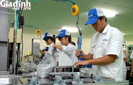 Hưng Yên: Hơn 6.000 người được giải quyết việc làm trong nửa đầu năm 2020 - Ảnh 1.
