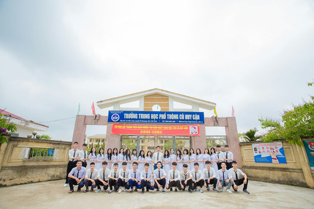 Trường THPT ở Hà Tĩnh sắp bị giải thể được tiếp tục tuyển sinh - Ảnh 1.