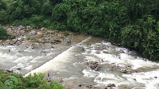 Yên Bái: Bàng hoàng phát hiện thi thể 3 học sinh dưới suối - Ảnh 2.