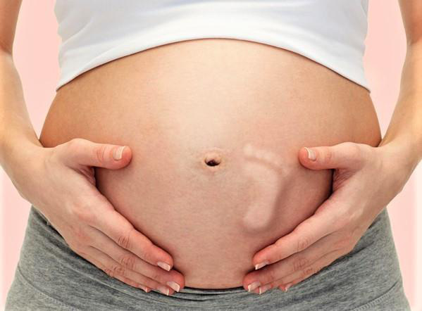 Dấu hiệu thai lưu giúp các mẹ bầu phòng ngừa và kịp thời nhận biết - Ảnh 2.