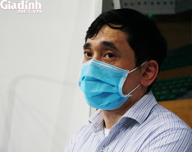TS.BS Đỗ Ngọc Sơn: Nỗ lực từng phút, từng giây để cứu bệnh nhân mắc COVID-19 - Ảnh 3. TS.BS Đỗ Ngọc Sơn: Nỗ lực từng phút, từng giây để cứu bệnh nhân mắc COVID-19 - Ảnh 3.