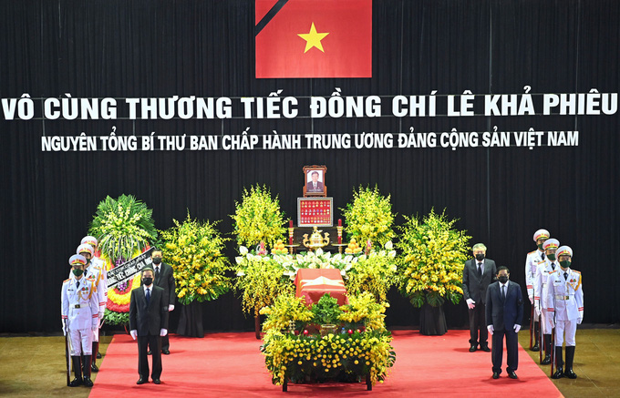 Lễ viếng Nguyên Tổng Bí thư Lê Khả Phiêu - Ảnh 1. Lễ viếng Nguyên Tổng Bí thư Lê Khả Phiêu - Ảnh 1.