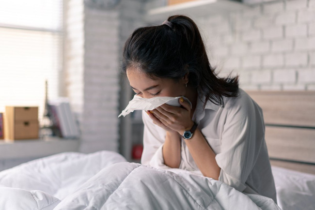 Quầng thâm mắt cứng đầu không phải do thiếu ngủ mà rất có thể cảnh báo 4 loại bệnh này đang âm thầm “nhen nhóm” trong người bạn - Ảnh 2. Quầng thâm mắt cứng đầu không phải do thiếu ngủ mà rất có thể cảnh báo 4 loại bệnh này đang âm thầm “nhen nhóm” trong người bạn - Ảnh 2.