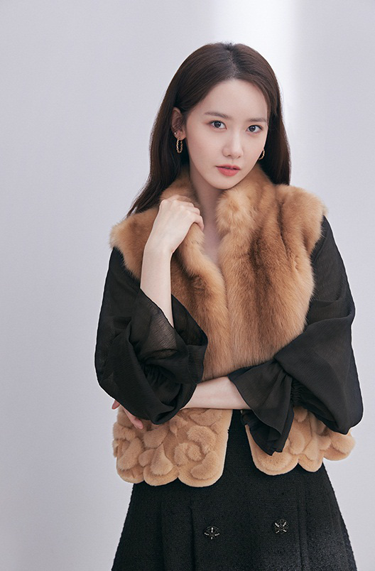 Sang tuổi 30, Yoona tạm biệt style ngọt ngào trong sáng quay ngoắt sang hình ảnh sang chảnh, quý phái như tiểu thư nhà tài phiệt - Ảnh 5.