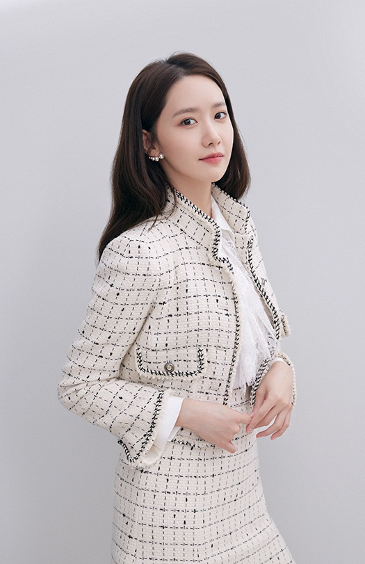 Sang tuổi 30, Yoona tạm biệt style ngọt ngào trong sáng quay ngoắt sang hình ảnh sang chảnh, quý phái như tiểu thư nhà tài phiệt - Ảnh 7.