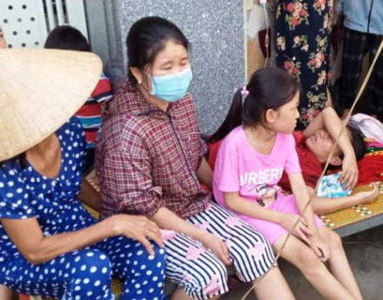 Nguyên phó trưởng công an huyện ở Nghệ An hứa trả lại tiền khi người giúp việc mang giường đến đòi - Ảnh 1.