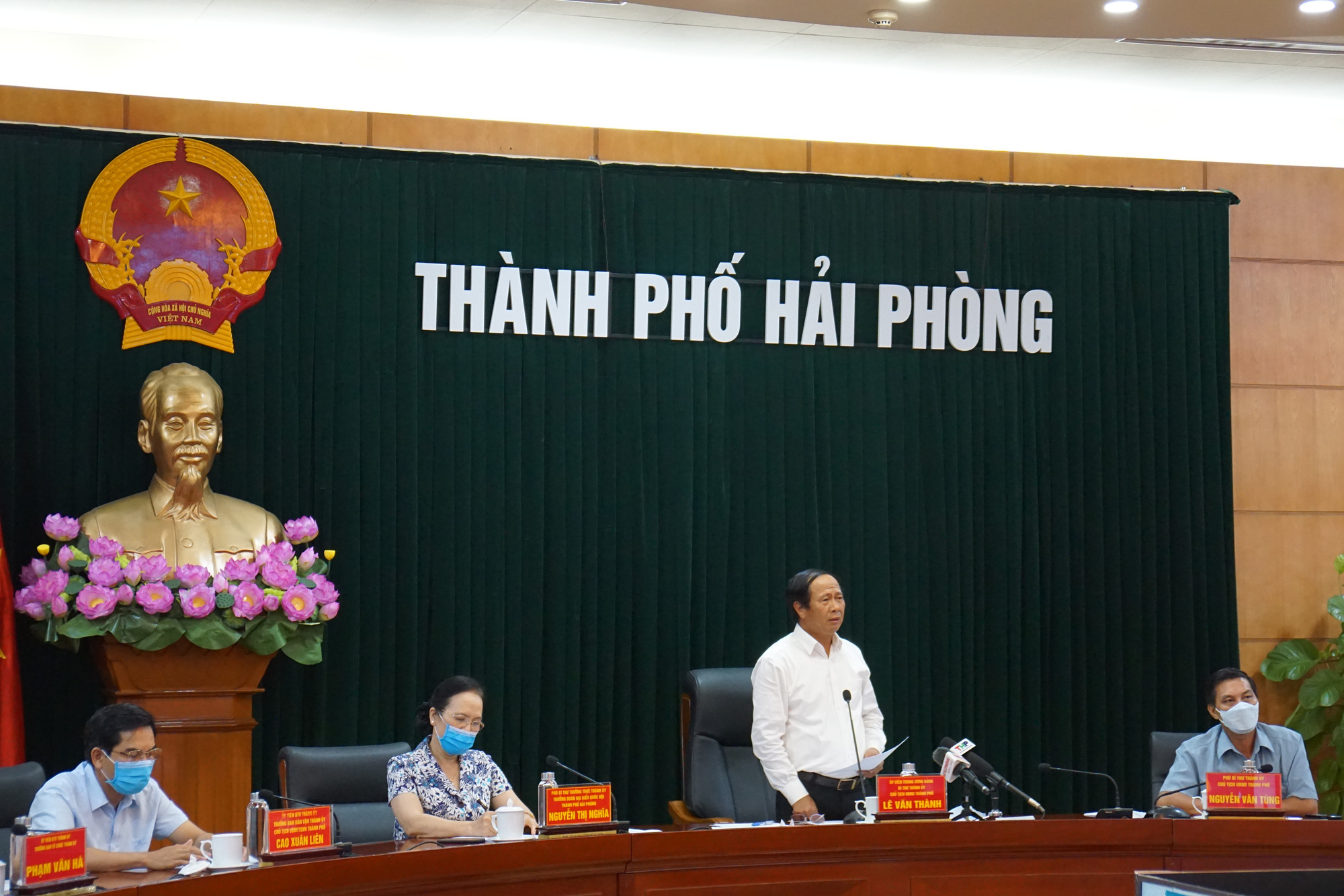 Hải Phòng thay đổi trạng thái phòng chống dịch COVID-19 - Ảnh 4. Hải Phòng thay đổi trạng thái phòng chống dịch COVID-19 - Ảnh 4.
