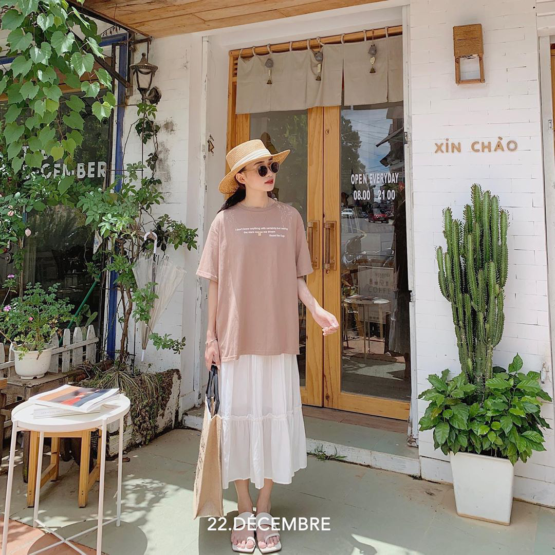 5 công thức phối chân váy xinh xẻo hết cỡ cho mùa thu, các nàng không tranh thủ diện sẽ tiếc cho xem - Ảnh 7. 5 công thức phối chân váy xinh xẻo hết cỡ cho mùa thu, các nàng không tranh thủ diện sẽ tiếc cho xem - Ảnh 7.