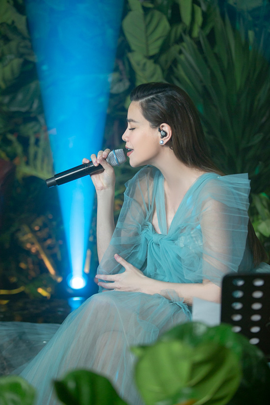Kim Lý, Trấn Thành ủng hộ minishow của Hồ Ngọc Hà - Ảnh 4.