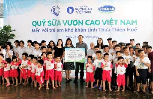 Quỹ sữa vươn cao Việt Nam: vượt trở ngại COVID để mang 1,7 triệu ly sữa đến trẻ em khó khăn - Ảnh 6.